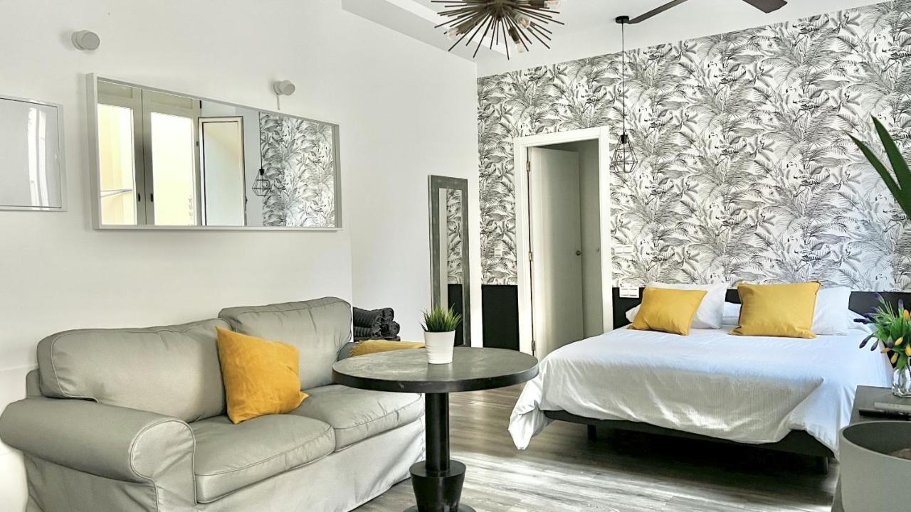 Suites La Merced Málaga Extérieur photo
